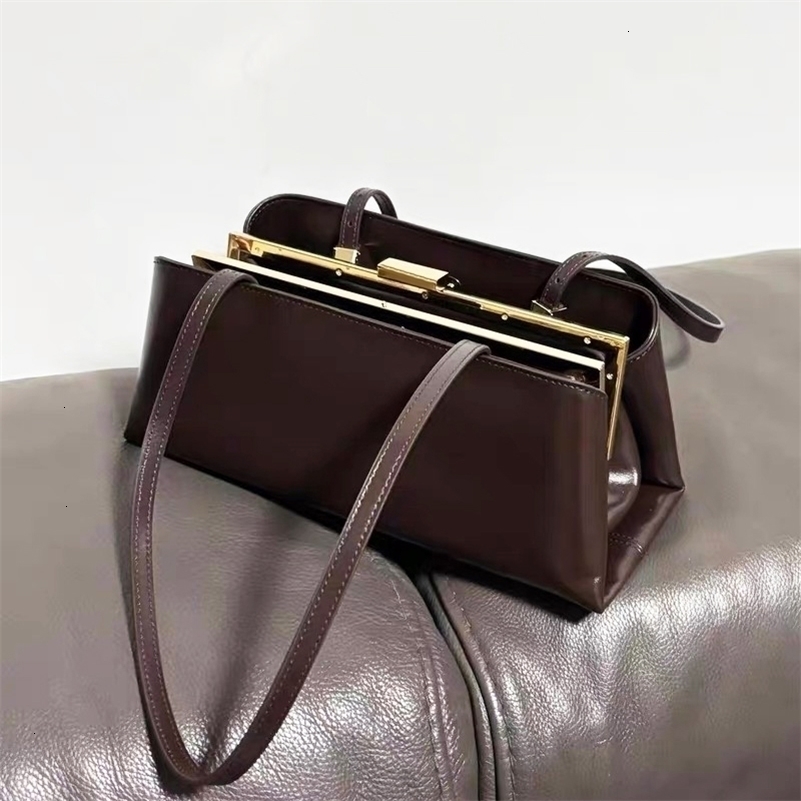 High-quality Metal Frame Clip Bag Womens Pu Handbags Multi-layer Magnetic Buckle Purse French Elegant Underarm Bag 260625