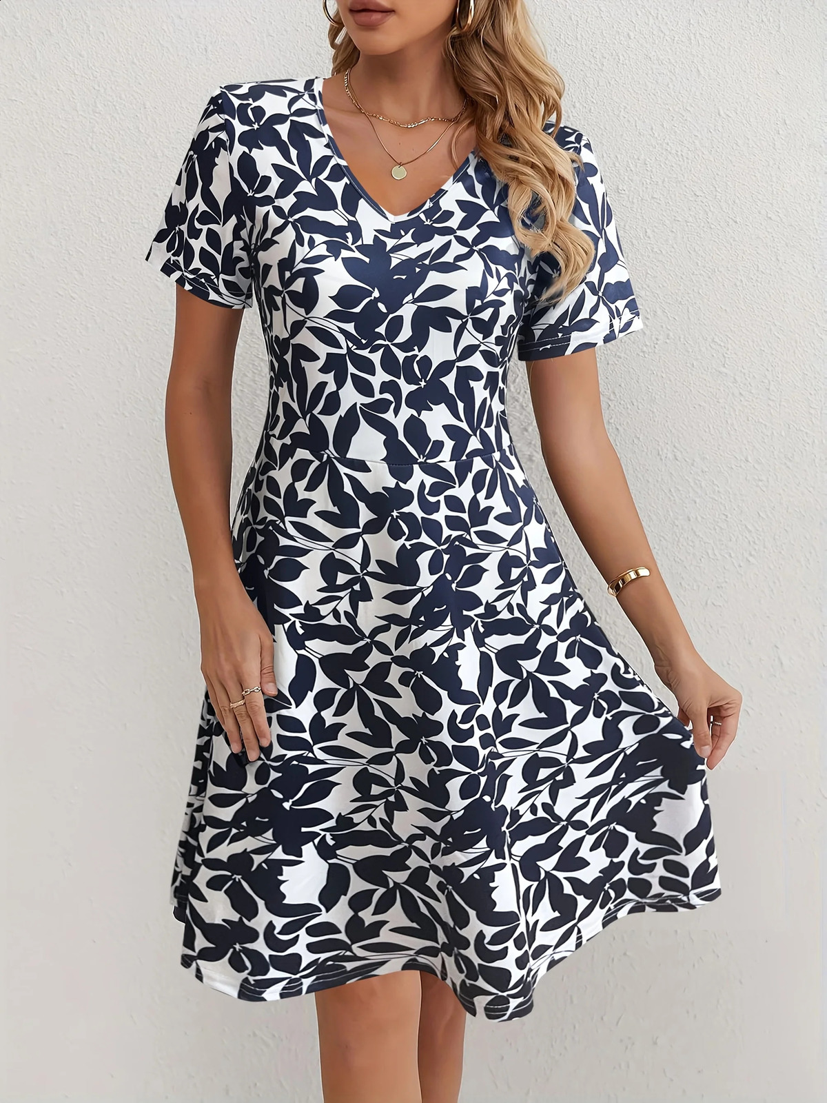 Womens Navy Blue Leaf Print Fit And Flare Dress Summer Casual V Neck Short Sleeve A Line Flowy Sundress 260625