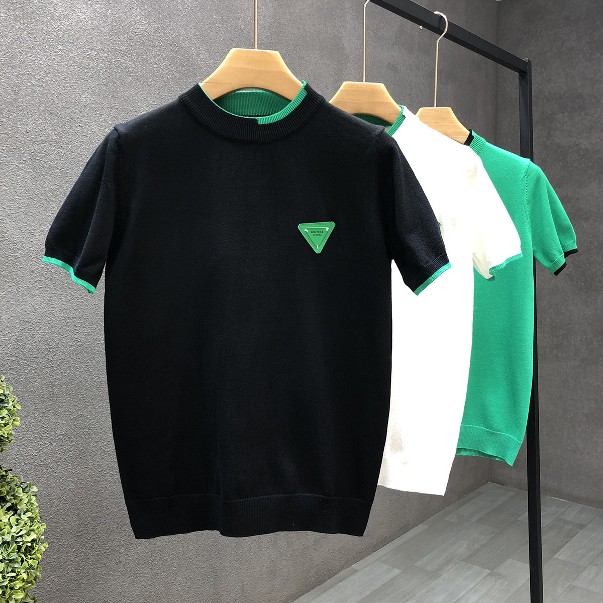 Mens Crew Neck Knit Short Sleeve Top Slim Fit Contrast Collar Triangle Badge Three Solid Colors Light Luxury Soft Breathable Summer Base Layer Shirt - view 3