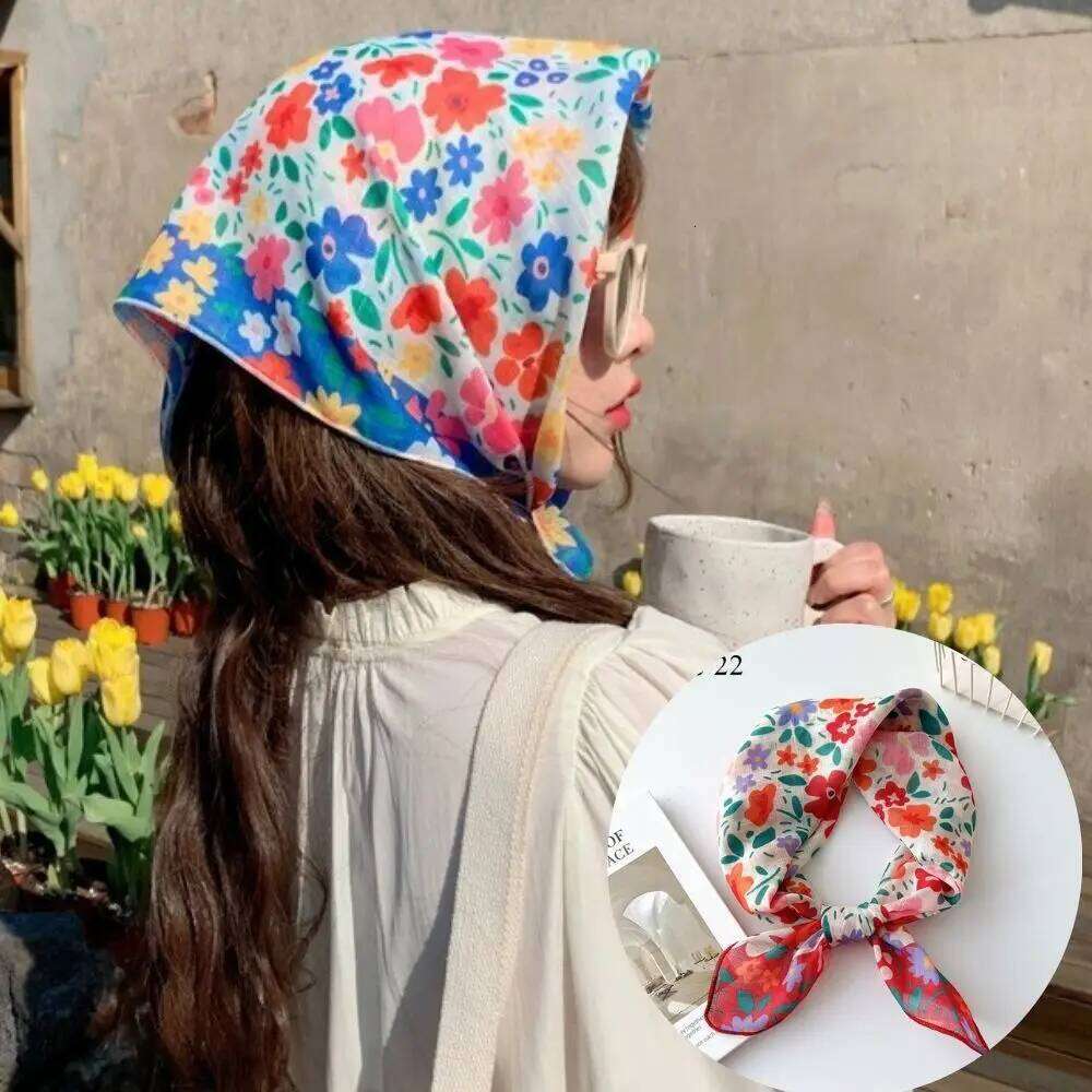 Women's Summer Cotton Linen Small Square Scarf Korean Style Bandanna Floral Print Headscarf Girls Hair Accessoories Shawl 26Y06226 - view 1