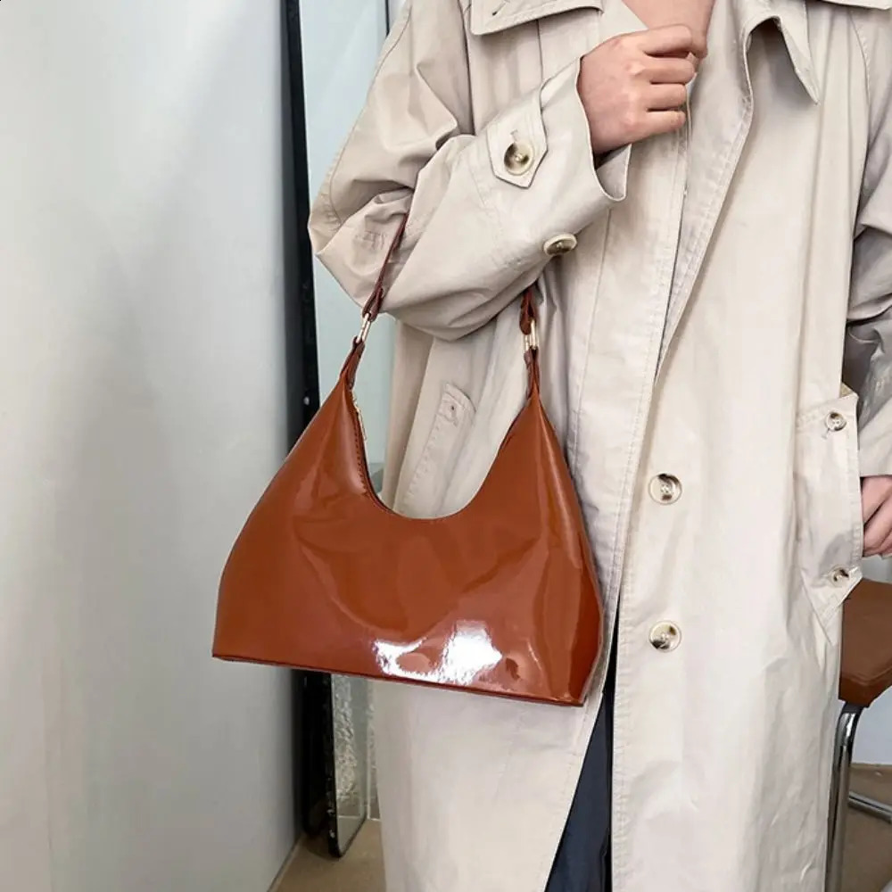 Fashion Glossy Retro Shoulder Bags PU Leather Armpit Bag Temperament French Style Womens Handbag Lady 260626 - view 4