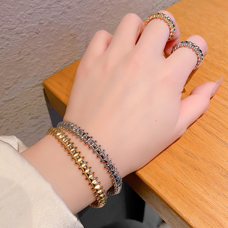 K Gold Rivet Electroplated Copper Material Niche Fashion High-end Design Bracelet