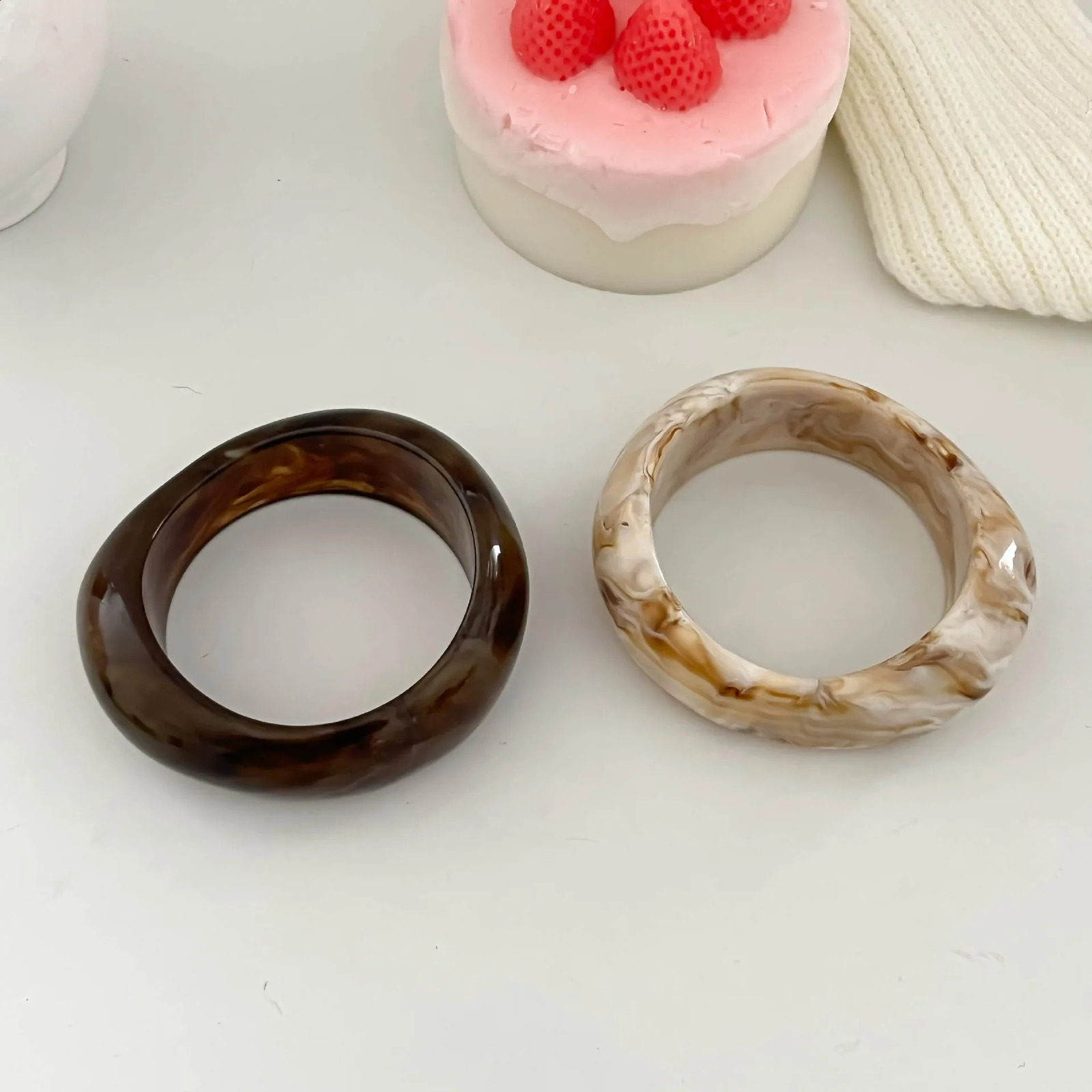 DIEZI Simple Punk Acrylic Resin Wide Bangles Hip Hop Brown Beige Irregular Geometric Bangles Bracelets For Women Men Jewelry 260625 - view 7