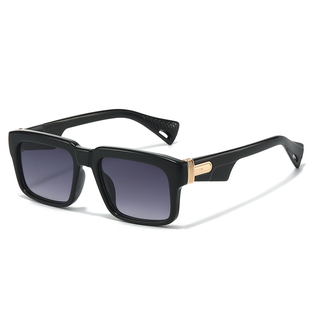 2026 New Square Frame European And American Fashion Simple Rectangular T-Design Retro Thick Sunglasses For Men - view 5