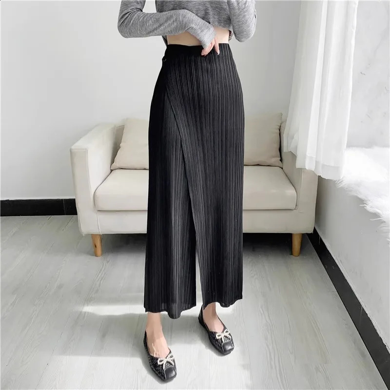 Miyake Style Women Pleated Solid Color Anklelength Pants Elastic Waist Wide Leg Straight Female Trsouser Loose Summer 260625