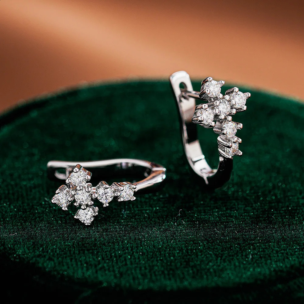 selling 18K white gold cross earrings for women and platinum PT950 Ushaped personalized hiphop ear clip 260623 - view 3