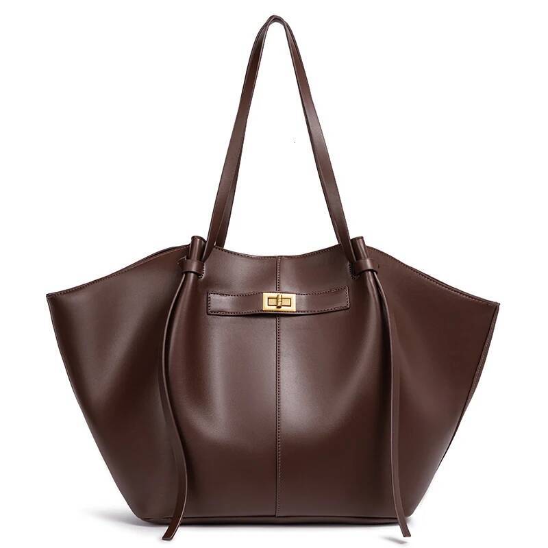 Lightweight, Large-Capacity 2025 New Bat-Shaped High Street Handbag, European American Style Fashion Shoulder And Crossbody Bag - view 4