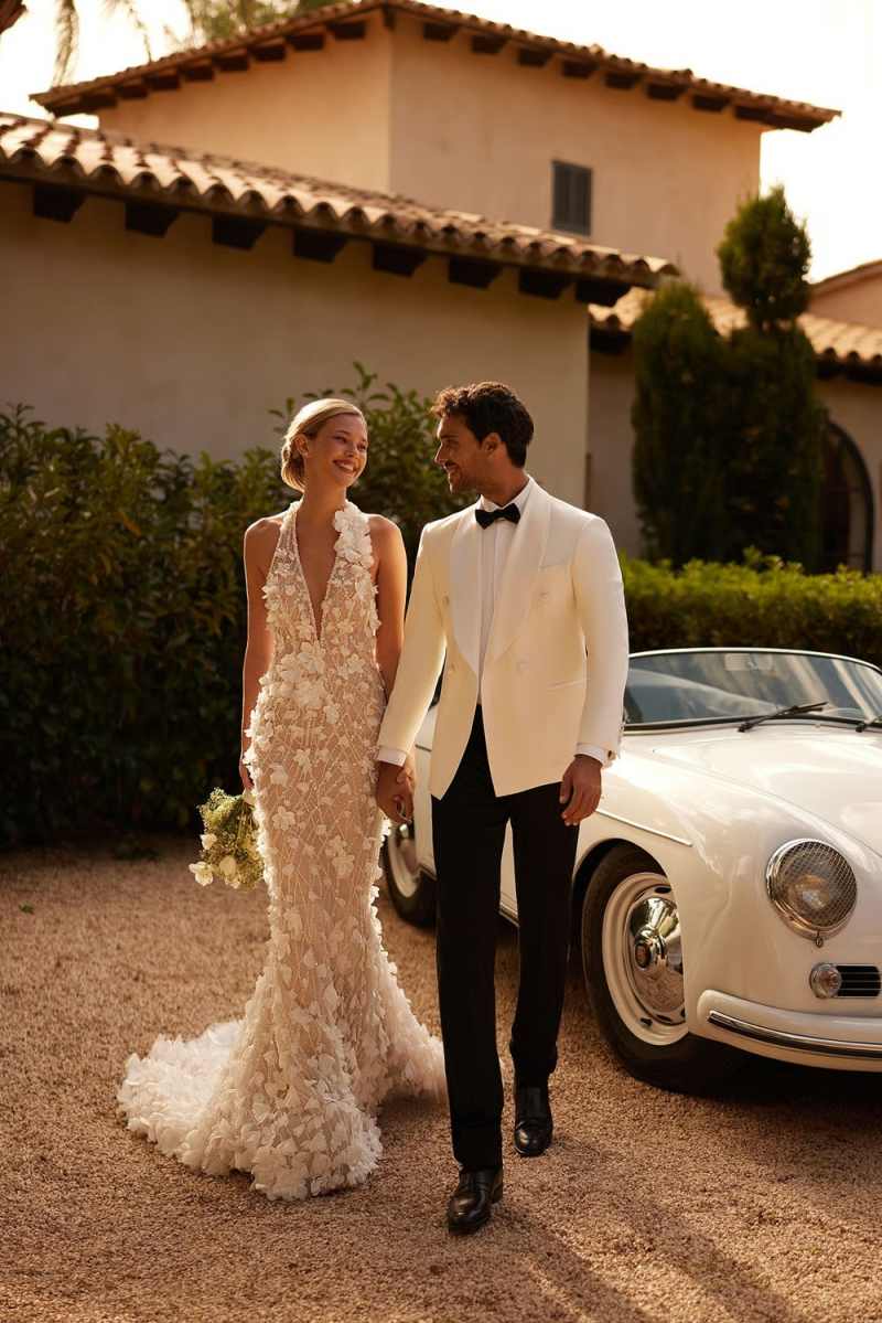 Deep V Neck Mermaid Wedding Dress Elegant Hand Made Flowers Appliques Bridal Gown Sweep Train Bride Dresses Customized - view 5