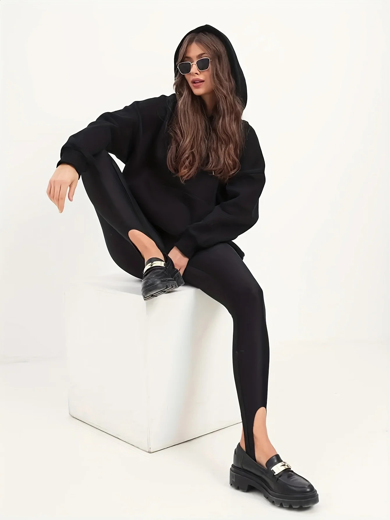 Spring And Summer Womens Fashionable Sexy Stretch Nylon Glossy Leggings ideal For Daily Casual Sporty Bottoms 260625 - view 5