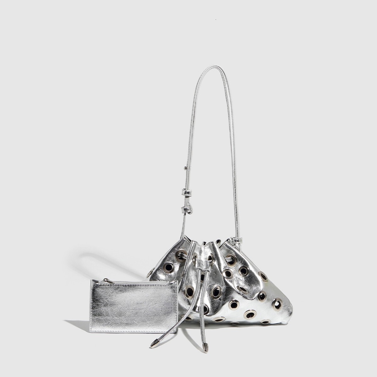 Metallic Handbag Rivet Single Shoulder Small Body Hollow Eyelet Drawstring Bucket Women's Bag Wholesale - view 5