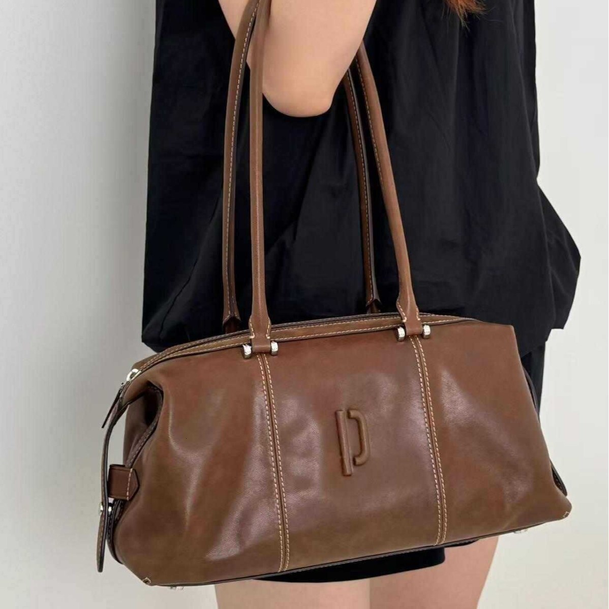 New Vegetable-Tanned Leather Clown Bowling Oil-Waxed Long Handle Handheld Underarm Commuter Single-Shoulder Baguette Boston Bag Underarm Bag Vintage F - view 5