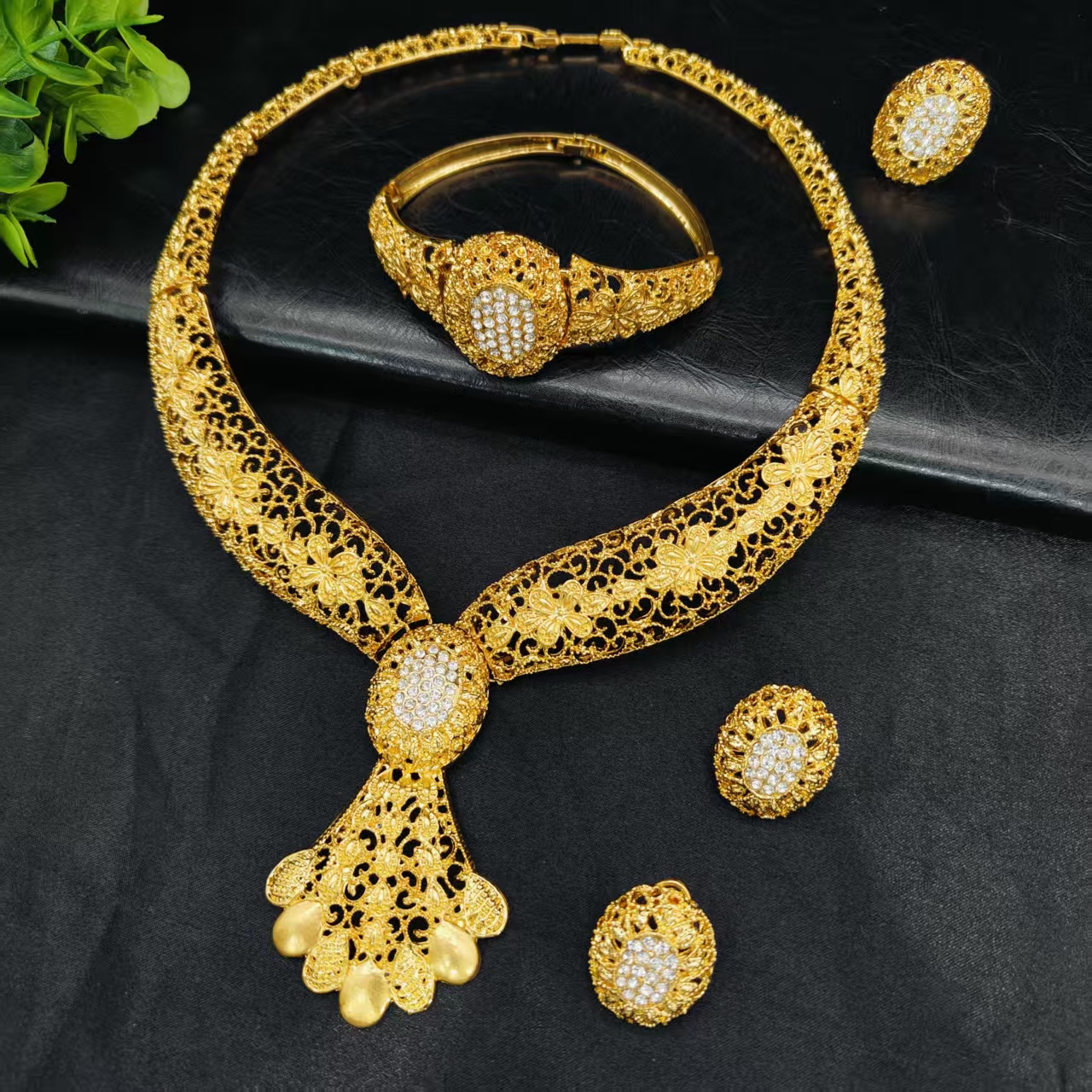 Luxury Dubai 24K Gold Color Two layer Necklace Jewelry Set For Women Bridal Nigerian Indian African Wedding Party Gift - view 3