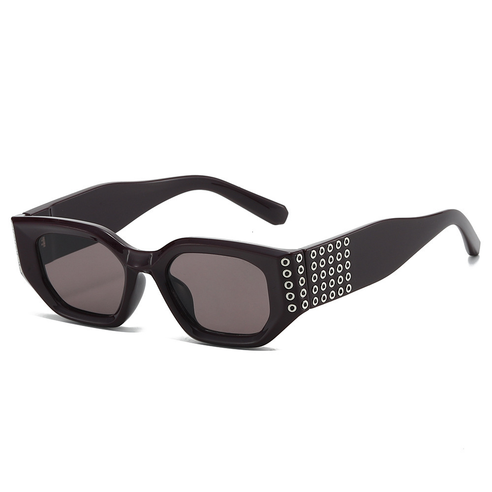 2026 New High-Quality Square Frame Rivet Sunglasses For Men And Women, Retro Sun Protection Glasses That Make The Face Look Smaller
