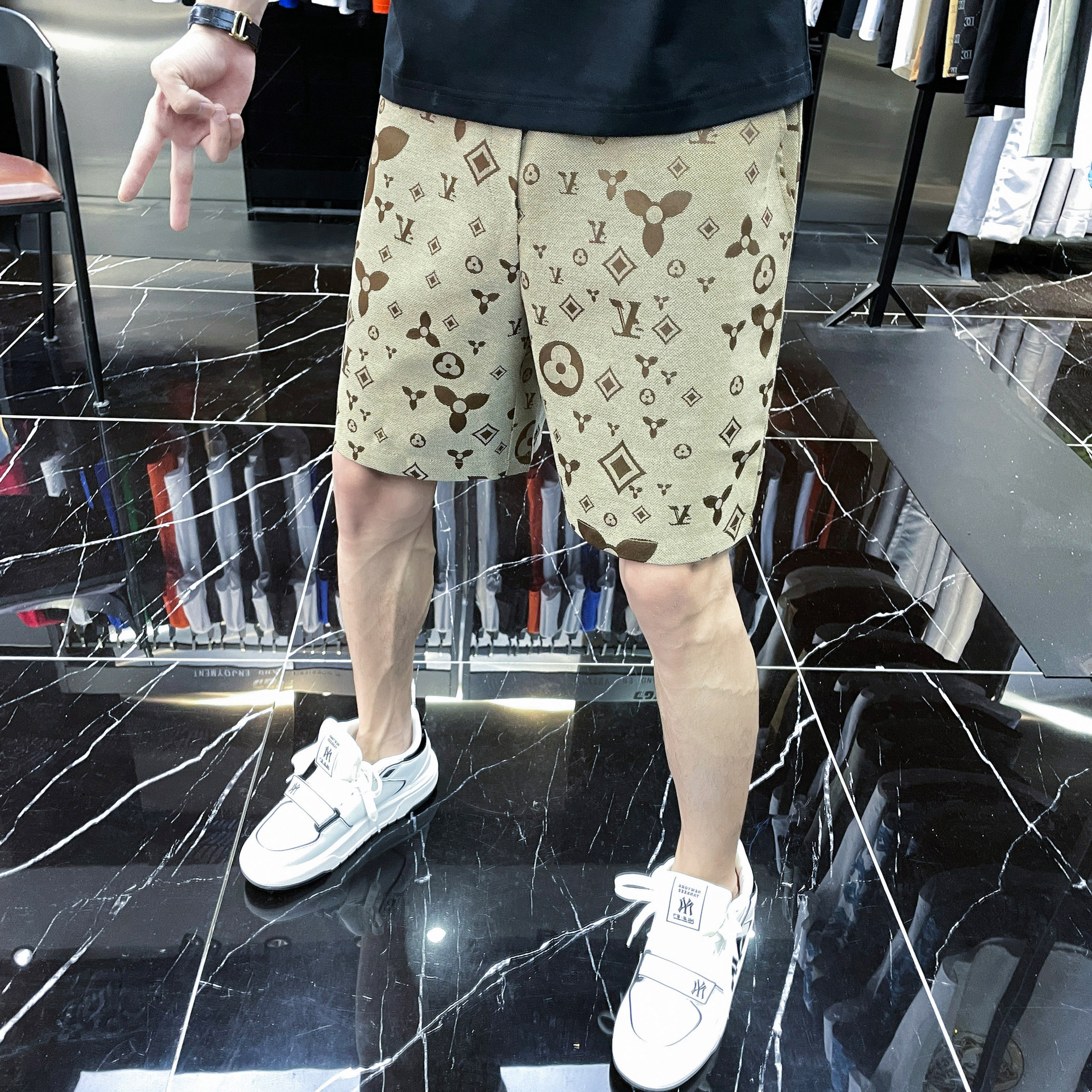 European High-End Floral Shorts, Trendy Brand, Summer New Fashion Casual Men's Beach Shorts - view 5