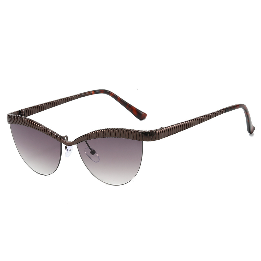 2026 New Cat-Eye Metal European And American Style Unique Internet Celebrity Ins Large Frame Fashion Sunglasses For Women - view 4