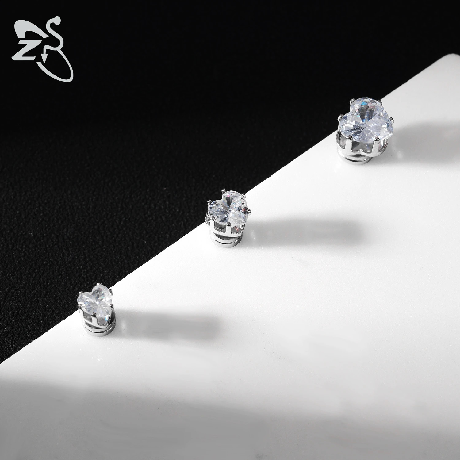 ZS 1 Piece Magnetic Clipon Earrings Star Heart Shape CZ Crystal Ear Clip No Piercing Stud Pierced Earring Jewelry 48MM 260623 - view 5