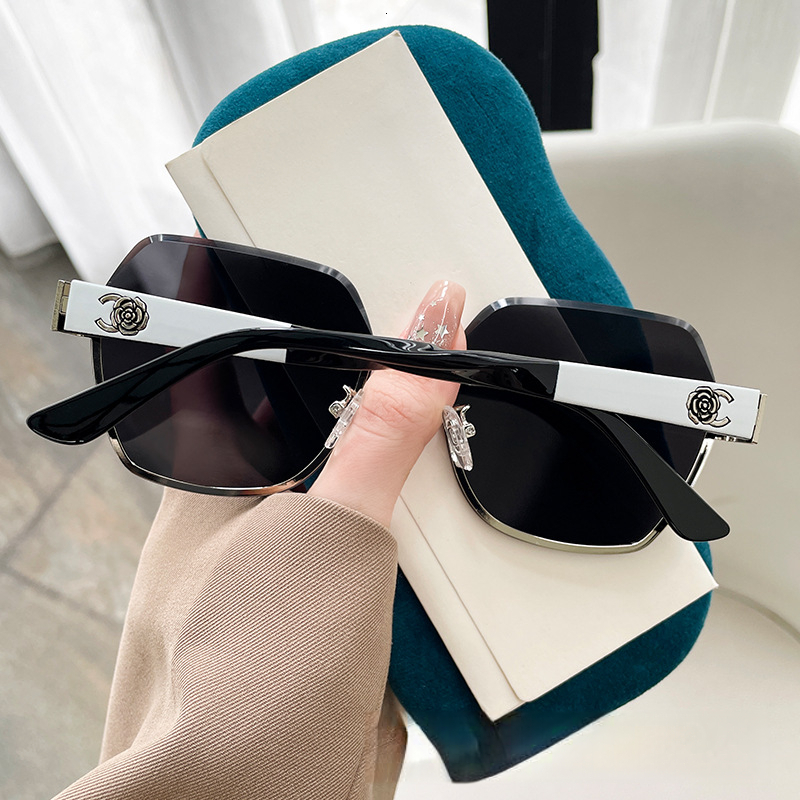 New Women's Designer Round Frame Small Fragrant Luxury Women's Sunglasses Women's Box Sunglasses Personalized Internet Celebrity UV Pro - view 4