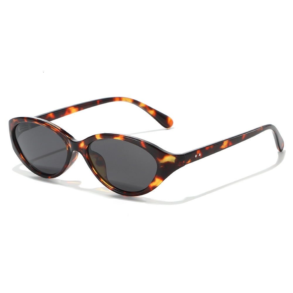 26 New Fashion Polarized Women, Trendy Unique Cycling Curved Sunglasses For Men And Women - view 6
