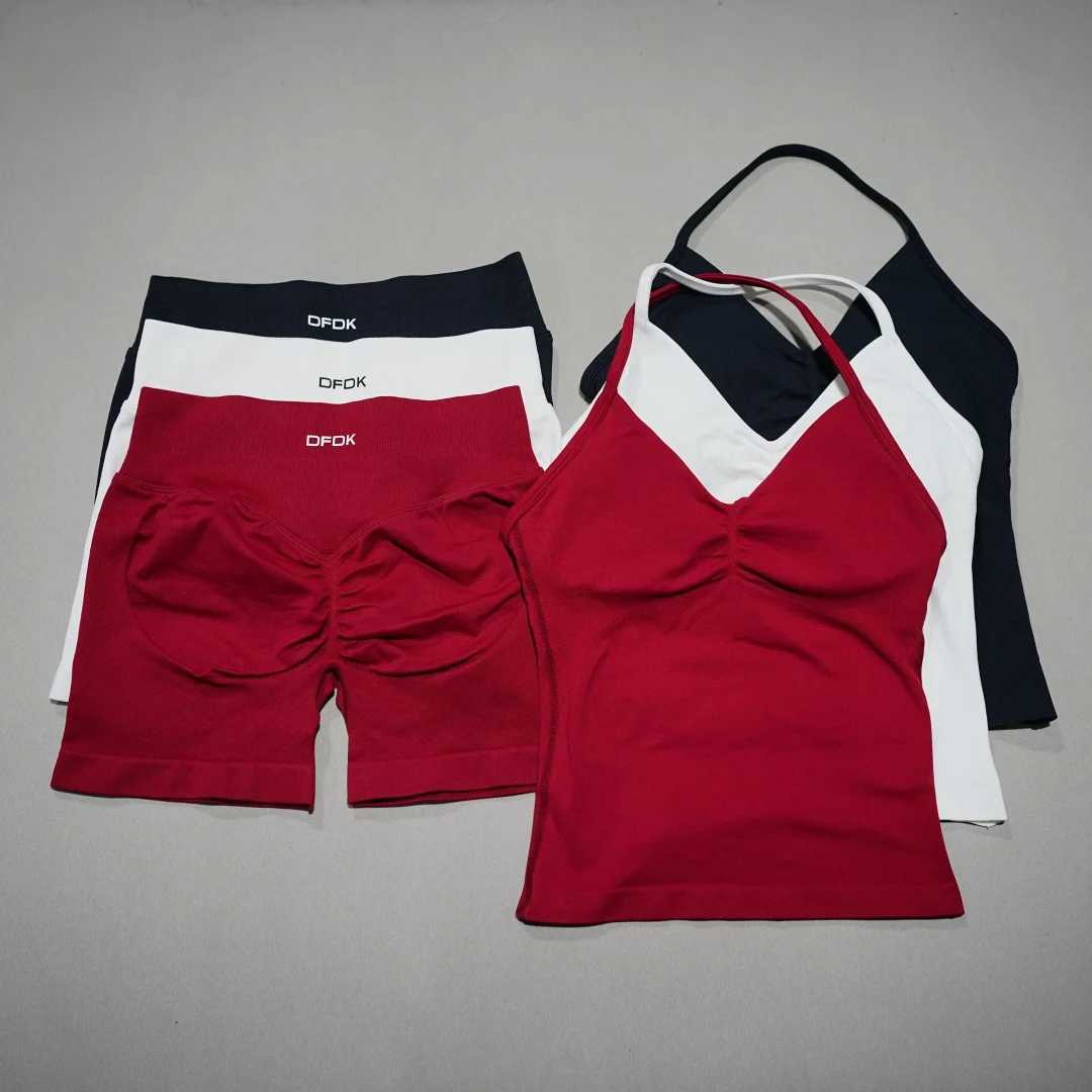 Set DFDK Sports Women 2-Piece Backless Yoga Vest High Waist Seamless Tight Shorts Fitness Workout Outfit M260626 - view 4