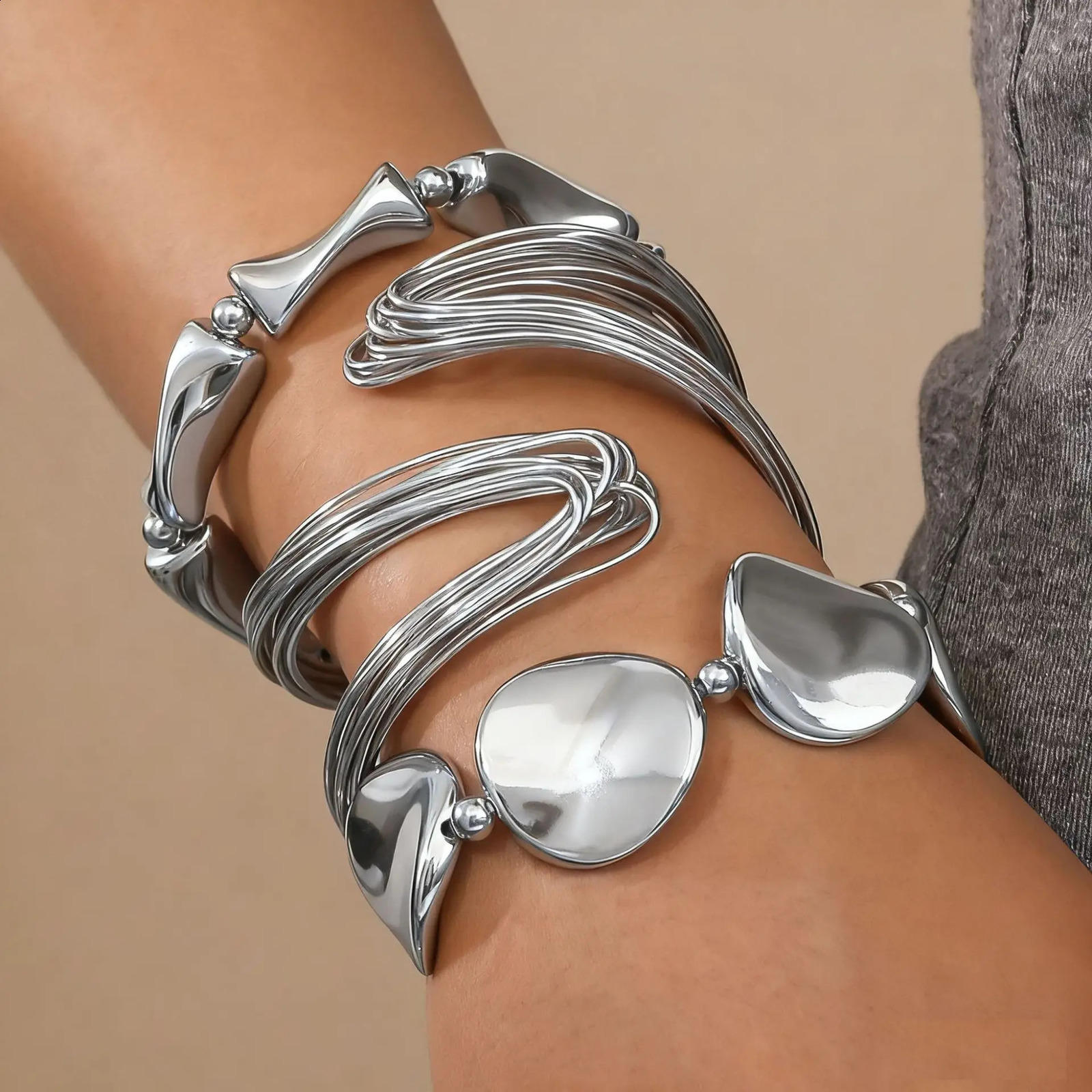 3 Pcsset Geometric Twisted Lines Irregular Shaped Open Cuff Bracelet and Bangle Set for Women Punk Exaggerated Style Accessor 260623 - view 4