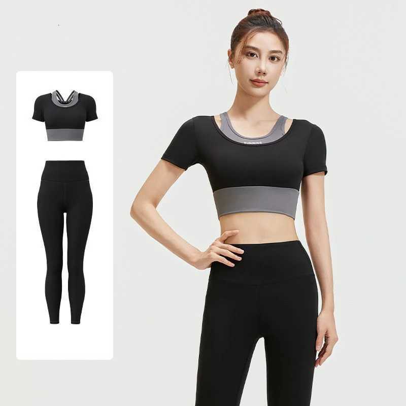 Running Women 2026 Fitness New Activewear Set with Built-In Bra Pads Comfortable Breathable Body-Hugging 2 Piece Yoga Set M260626 - view 4