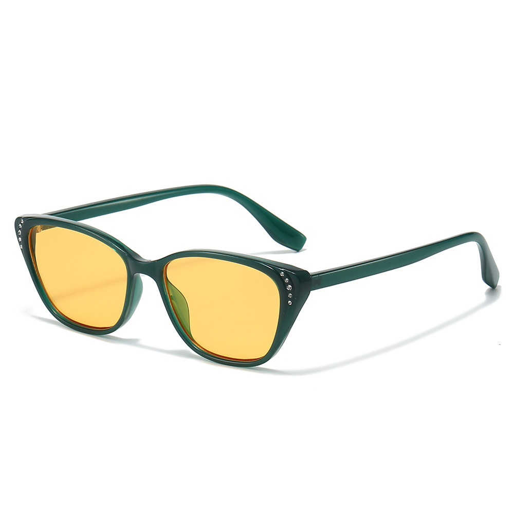 2026 New Small Frame Sunglasses, Retro Cat Eye With Rhinestones, Fashionable Versatile, European And American Style, Ultra-Light Sunglasses For - view 4