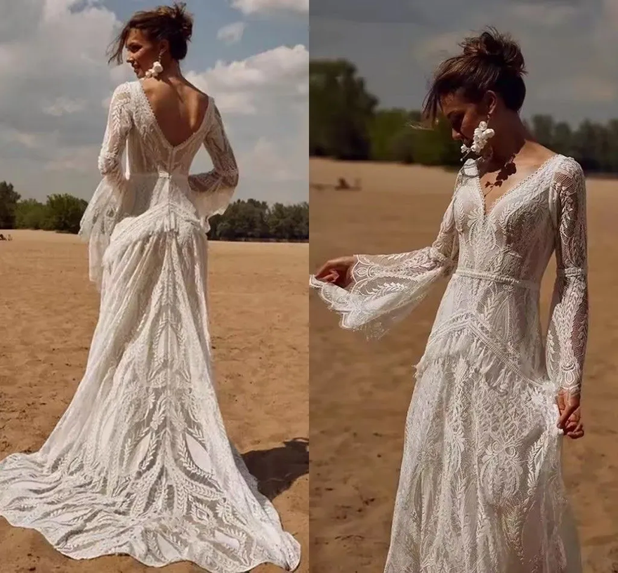 Retro Hippie Cowgirl Country Style Bohemian Lace Wedding Dress With Tassel Flare Long Sleeves Sexy V Neck Backless Bridal Gown Elegant Robe De Mariee 