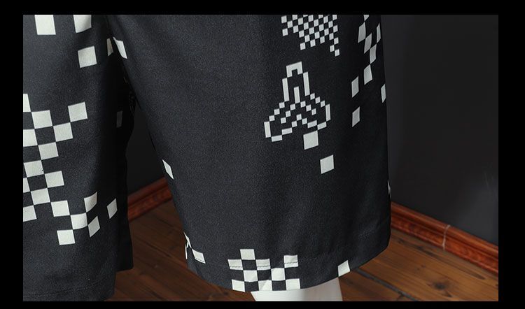 2025 Summer New Men's Casual Shorts, Fashionable Versatile, Beach Quick-Dry Straight Pants, Stylish And Unique Printed Trend - view 6