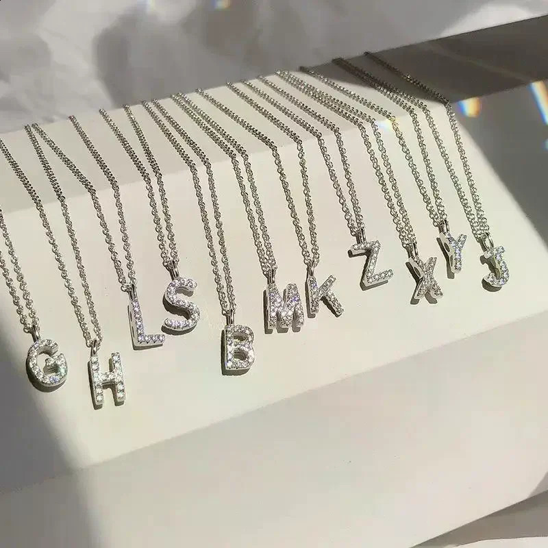 Fashion Shining AZ Letter Pendant Charm Necklace 26 Initial Alphabet Name Clavicle Chain Party Jewelry Gift 260615