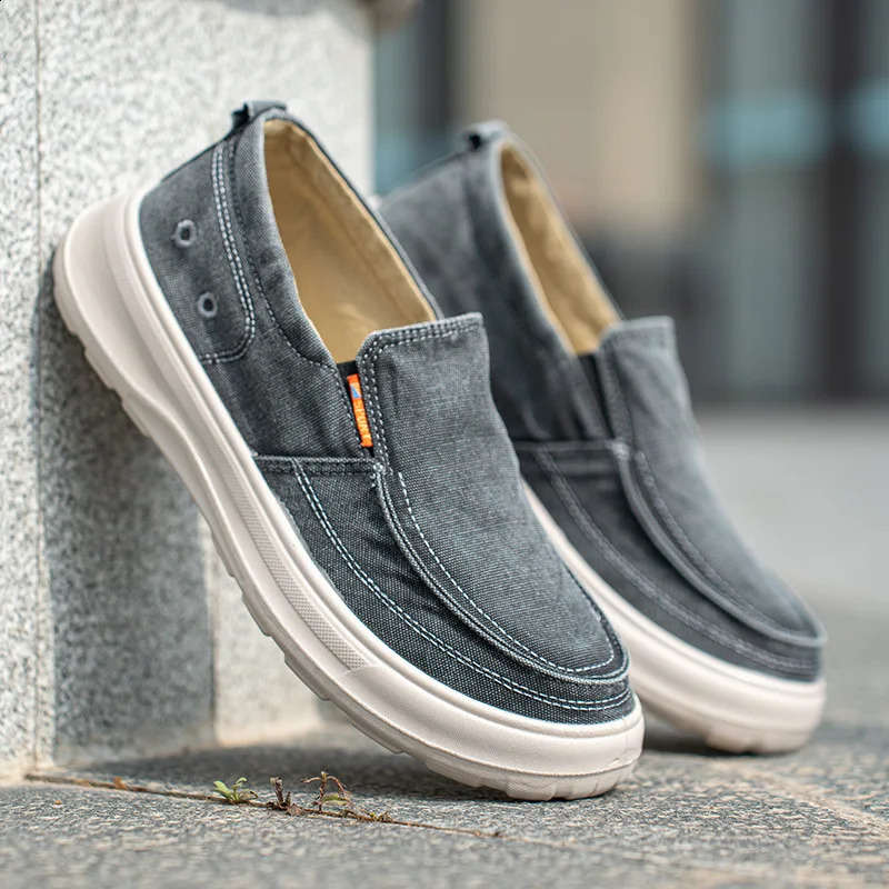Mens Casual Canvas Shoes Breathable Wear-resistant Flat Bottom Lightweight Soft Sole Loafers Spring Summer Autumn Low Top 260626 - view 1