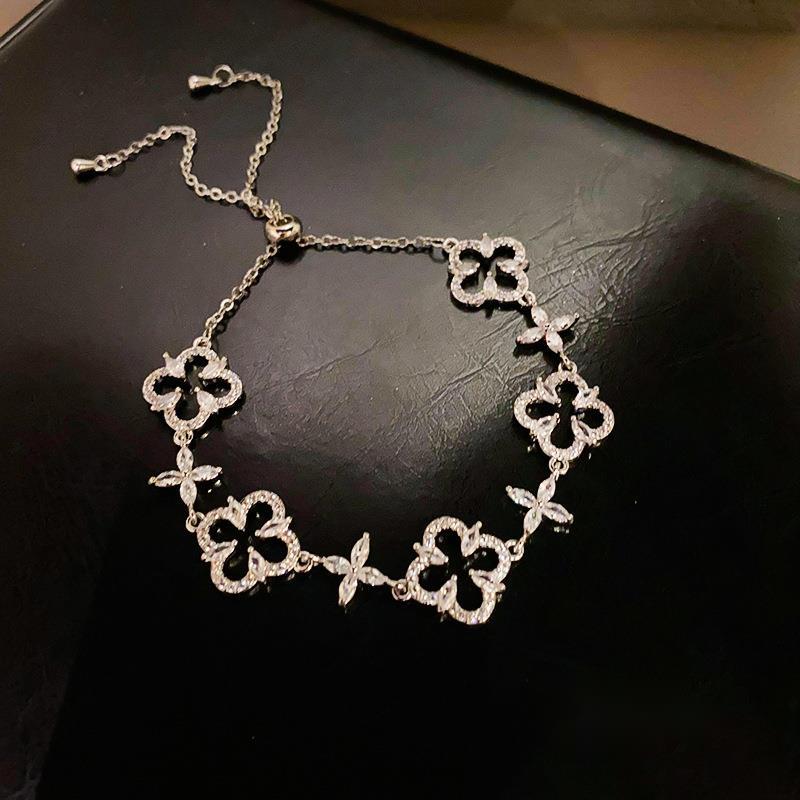 Bracelet Fashionable And Luxurious Zircon Flower Adjustable Bracelet Exquisite And Versatile Retro Hollowed Out Clover Bracelet Jewlery Designer For W - view 3