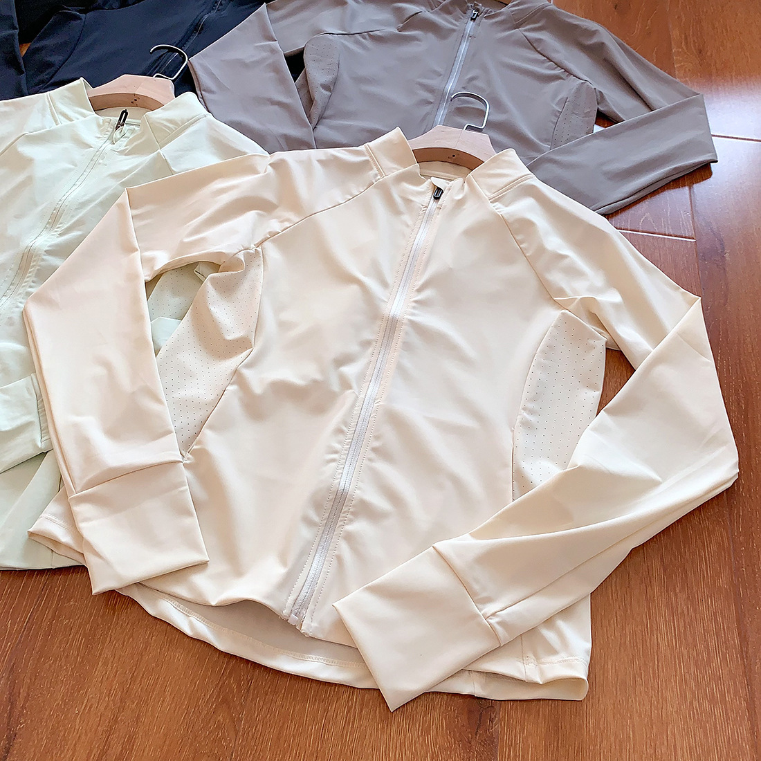 Slim-Fit Stand-Up Collar Sun Protection Jacket With A Cool, Bare-Skin Feel, Casual Sports Yoga Top Comfortable Yoga Clothes - view 5