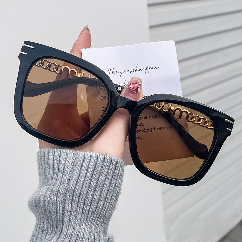 2026 New Square Large Frame Metal Chain Daily Leisure Versatile Luxury Premium Sunglasses Cross Border Internet Celebrity Personalized Trendy Sunglass - view 4