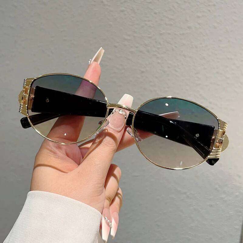 KAMMPT Retro Oval Sunglasses Women 2025 Stylish Gradient Multi-color Decor Sun Glasses Trendy Luxury Brand Design Casual Shades 26Y0626