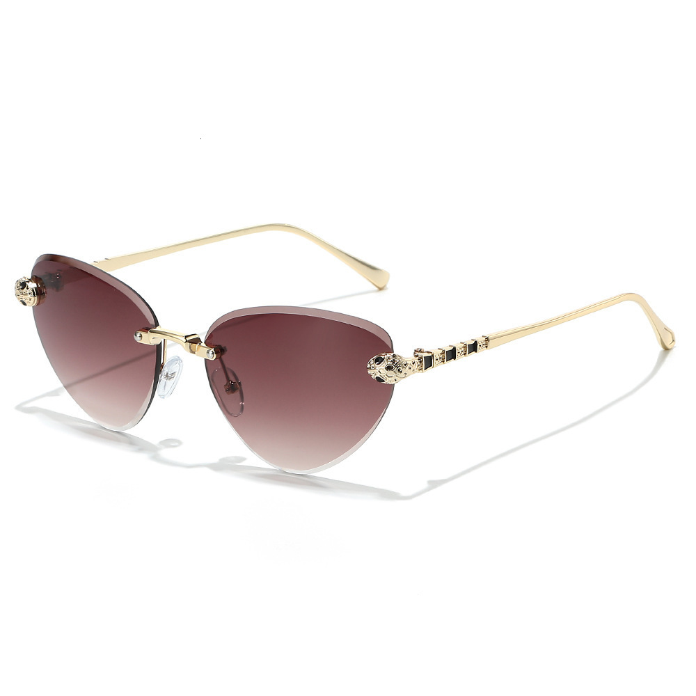 2026 New Cat-Eye Fashion European And American Style Personalized Rimless Ins Fox Triangle Sunglasses For Women - view 4