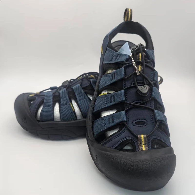 High Quality Men Women Outdoor Travel Off-road Sandals Comfort Soft Breathable Non Slip Beach Shoes Classic Retro Unisex Sneaker 260622 - view 7