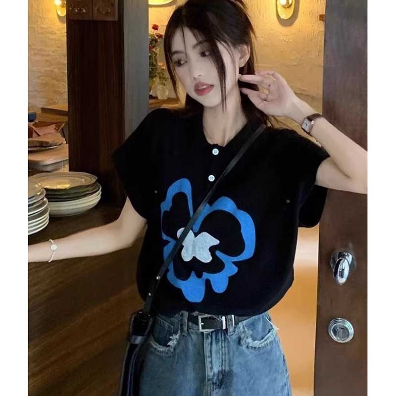 Women's Black Polo T-Shirt, Ladies Short-Sleeve Cotton-Blend Top with Flutter Sleeves, Enzyme-Washed Tie-Dye Graphic Print, Button Polo Collar for Cas - view 5