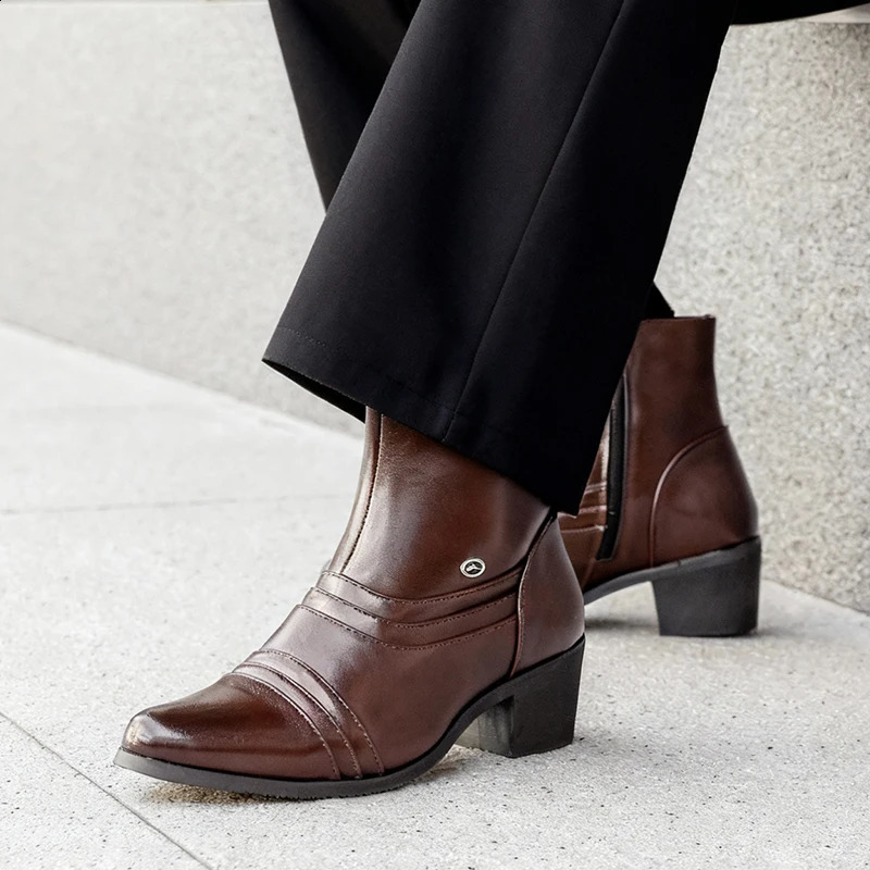 Men Pointed High Top Boots PU Solid Color Fashionable and Simple Business Banquet Men High Heeled Ankle Boots 260626 - view 4