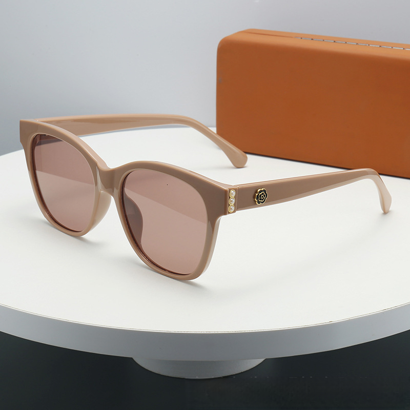 2026 Designer's New Oval Frame With Pearl Inlay Versatile For Daily Leisure Luxurious And High-end Small Fragrance Sunglasses Popular UV Resistan - view 8