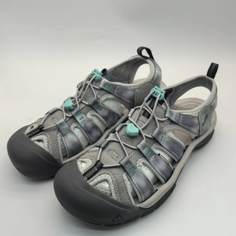 High Quality Men Women Outdoor Travel Off-road Sandals Comfort Soft Breathable Non Slip Beach Shoes Classic Retro Unisex Sneaker 260622 - view 1