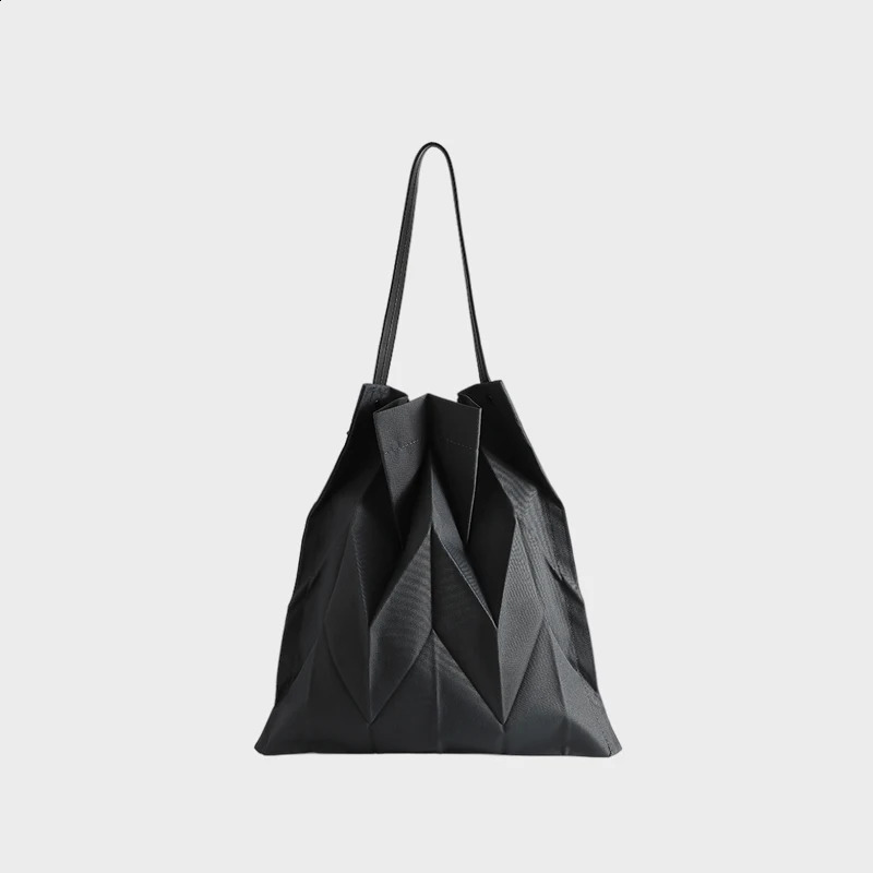 Miyake Pleated Geometric Ringer Unique Solid Color Shopping Bag Handbag for Woman Drawstring Bags 260625 - view 3