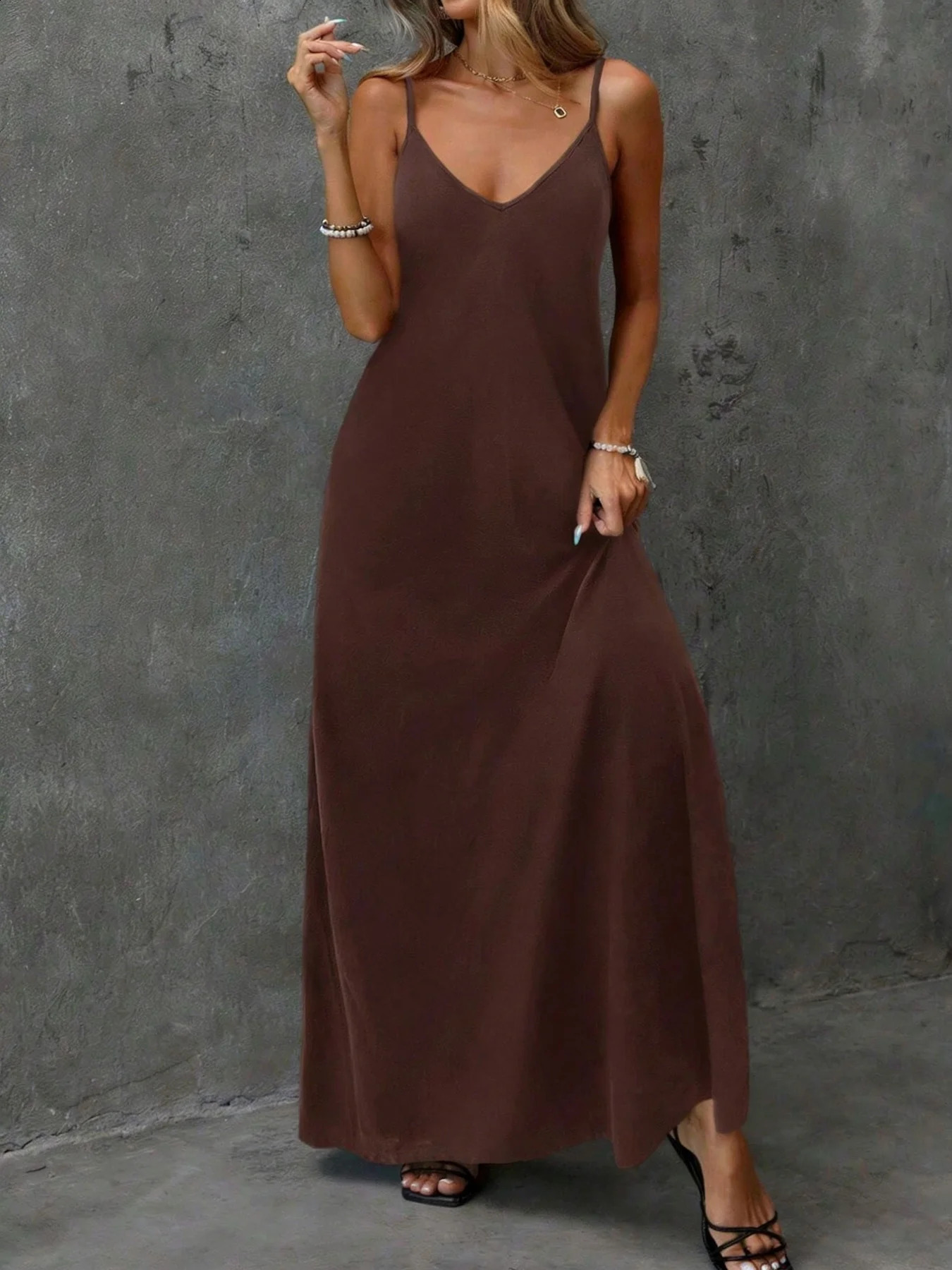 2026 casual and elegant womens clothing loose solid color backless camisole Vneck sleeveless dress long skirt 260625 - view 4