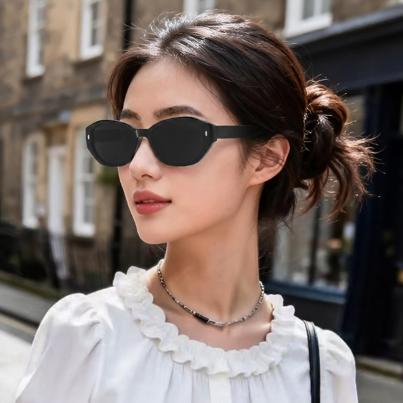 New stylish sun protection sunglasses women, UV protection, high-end sunglasses, polarized glasses for driving, trendy wholesale - view 3