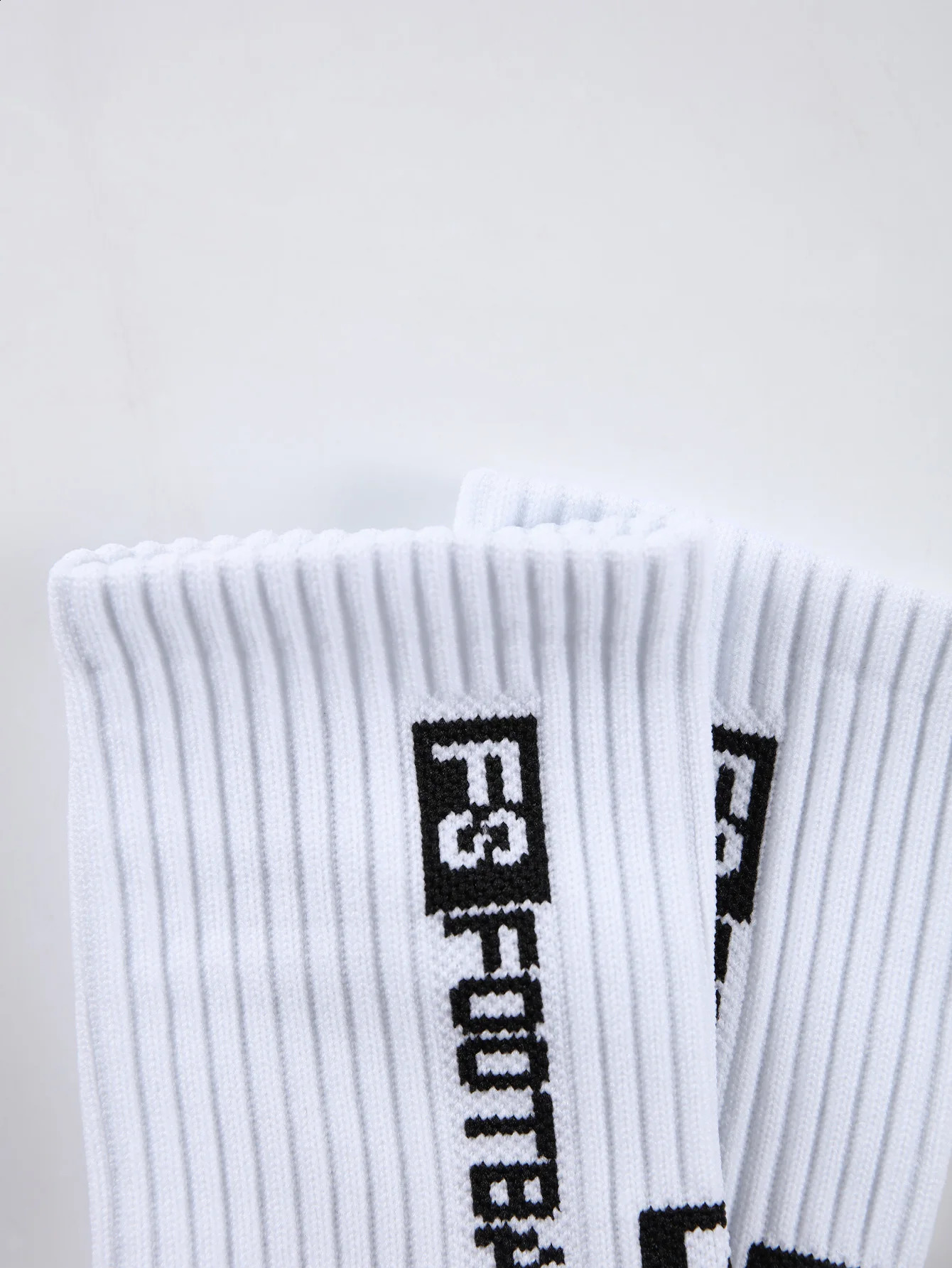 4 Pairs Mens Athletic SocK Soccer Socks Sports Grip Sock Anti-slip Basketball Socks Spot Rubber Non-Slip Soft Cotton Soccer Sox 260626 - view 5