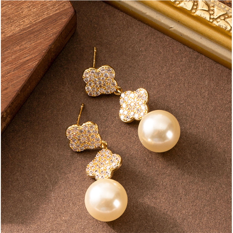 Earrings Fashionable And Exquisite Four Leaf Clover Pearl Tassel Earrings For Women Long Silver Needle Earrings Jewerly Designer For Women