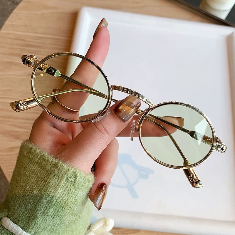 European And American Fashion Designer's New Retro Small Frame Circular Sunglasses Punk Hip-hop Internet Celebrity Street Photography Sunglasses  - view 3