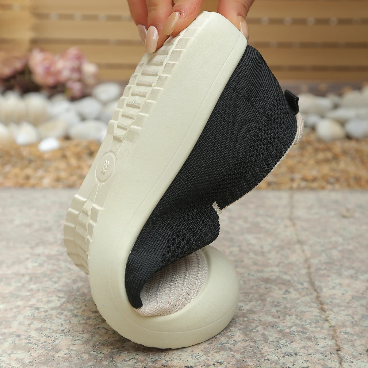 Womens shoes Retro Dualtone Slipon Shoes Breathable Soft Sole for Comfort Summer Fashion Footwear Versatile Colorways 260626 - view 4