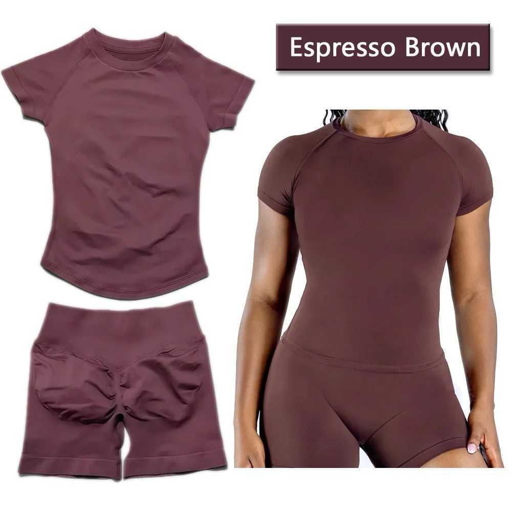 Sets Sports 2 Short Pieces Sleeve Seamless Yoga Top Fitness Set Women Workout Running Sports Shorts Gym Suit M260626 - view 3