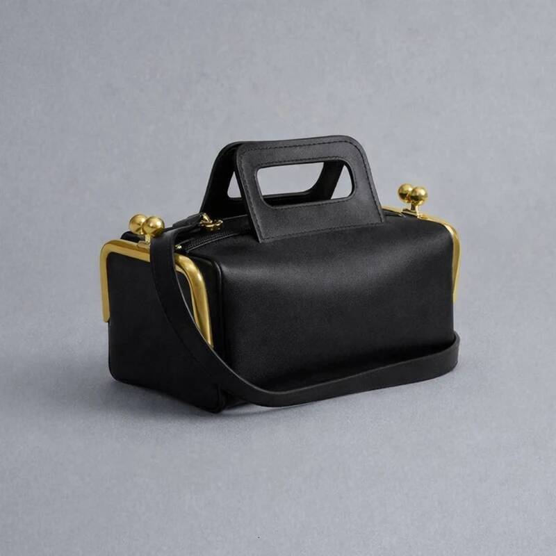 NEW Two Side Clamp Design Frame Kiss Lock For Women Luxury Handbag Purse 2026 New In PU Underarm Shoulder Bag Andralyn - view 6