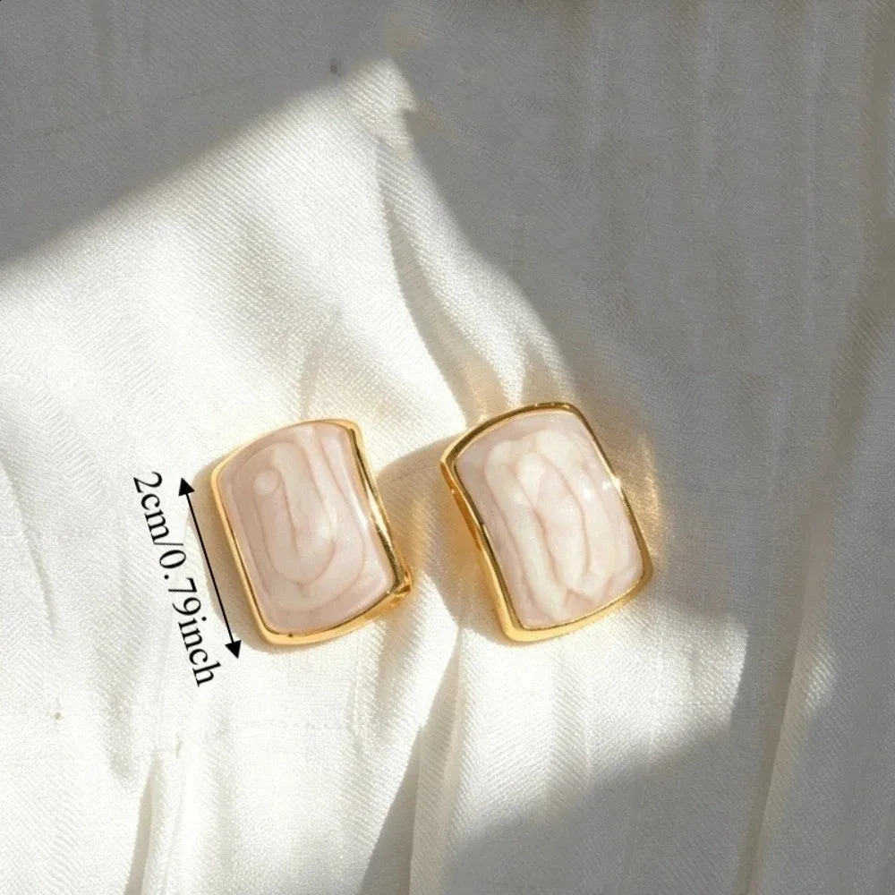 Gold Color Pearl Earrings Retro Style Geometry Trim Stud Earrings Pearl Earrings Stud Gifts for Women 260626 - view 7